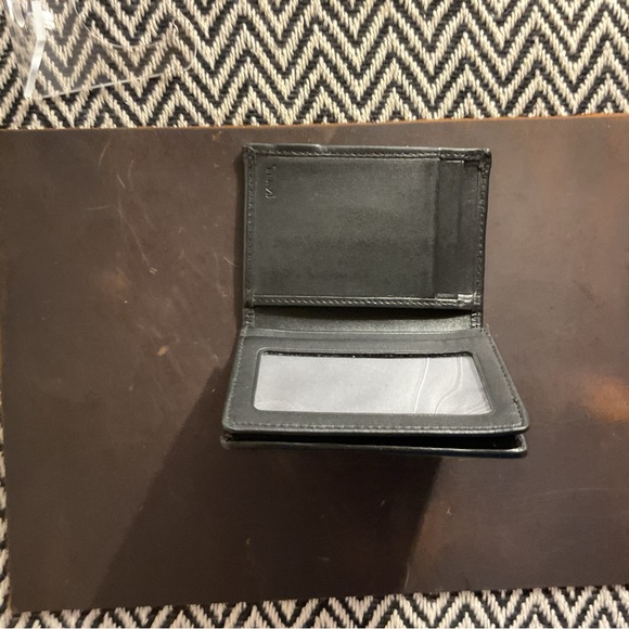 TUMI Alpha Bravo Gusseted Card Case Wallet. - Picture 3 of 4